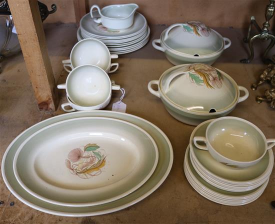 A Susie Cooper Sea Anemone thirty six piece pottery dinner service, soup tureens and covers, diam. 26cm